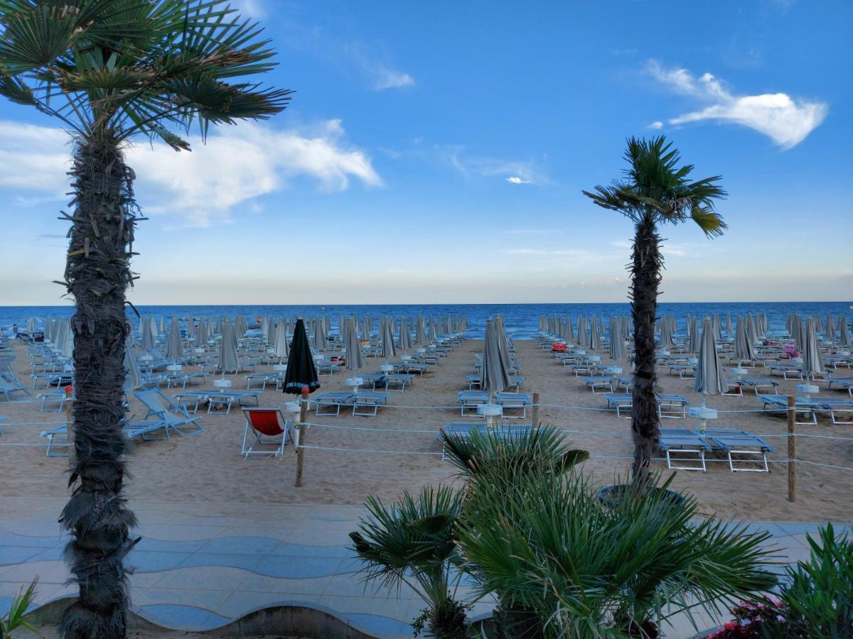Hotel Piccadilly Τζεσόλο Λίντο Εξωτερικό φωτογραφία